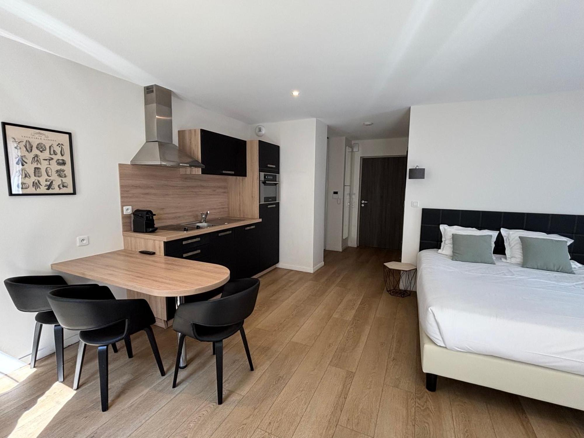 Les Maisons D'Eugene Appart'Hotel - Centre Historique Honfleur Zewnętrze zdjęcie